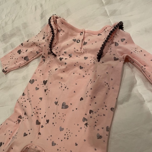 Cutest Footie one piece Sz 6M C4 - Picture 3 of 6